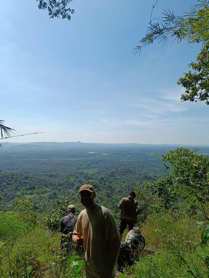 Quiet Garden View Lodge&Trekking Banlung Екстериор снимка