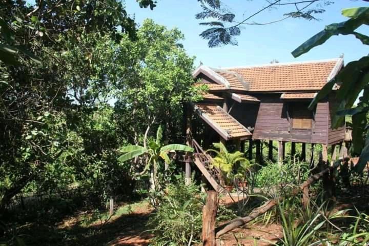 Quiet Garden View Lodge&Trekking Banlung Екстериор снимка