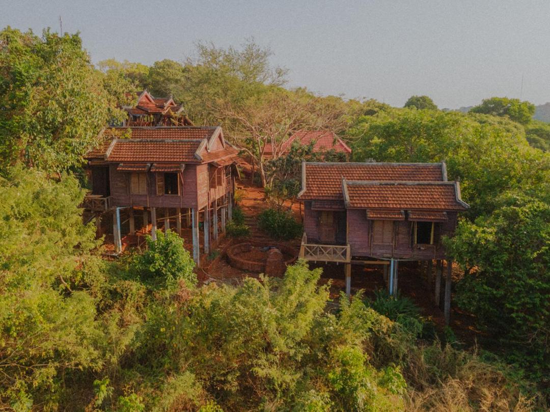 Quiet Garden View Lodge&Trekking Banlung Екстериор снимка
